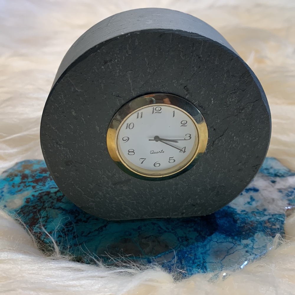 SALE!!! Clock in natural slate rock.     2